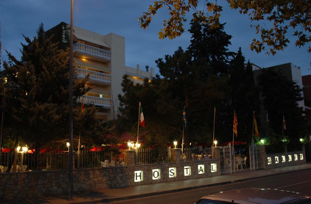 Hostal Gallet Roses Zewnętrze zdjęcie